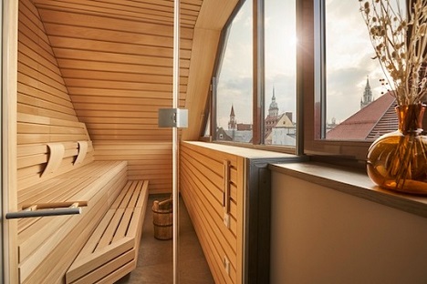 Platzl-Hotel München mit attraktiver Sauna und Blick über die Dächer